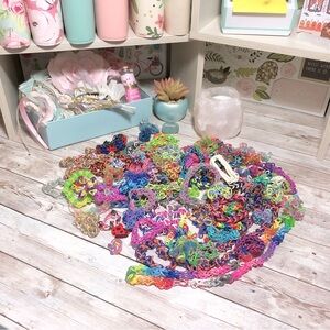 Huge Lot Of Assorted Pre-made Rainbow Loom Bracelets Jewelry Approximately 99